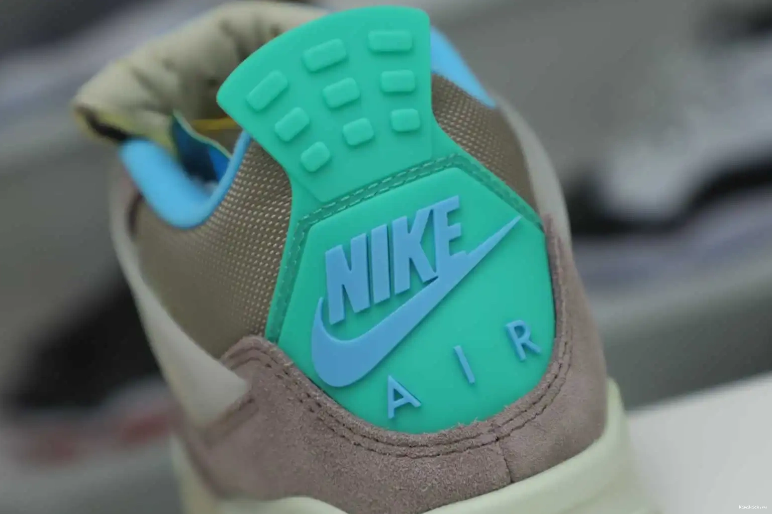X RETRO Kimikick JORDAN LA 4 HAZE' 'TAUPE AIR UNION 0519